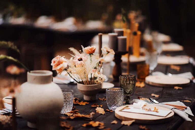 Say ‘I Do’ to Fall: Why Fall-Themed Weddings Are the Ultimate Choice for a Magical and Memorable Ceremony