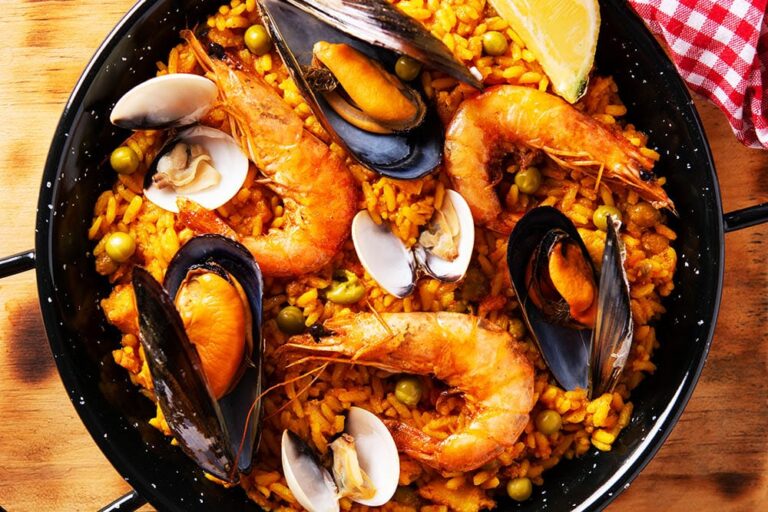 Savor the Flavors of Spain: Why Spanish Cuisine Should Be on Your Foodie Bucket List